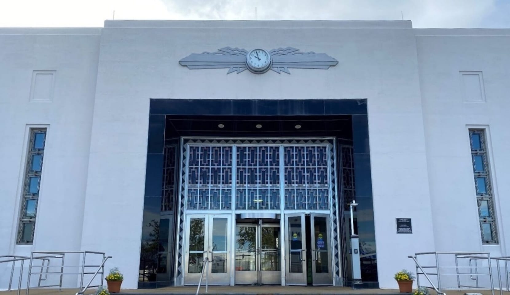 Art Deco entrance to a building